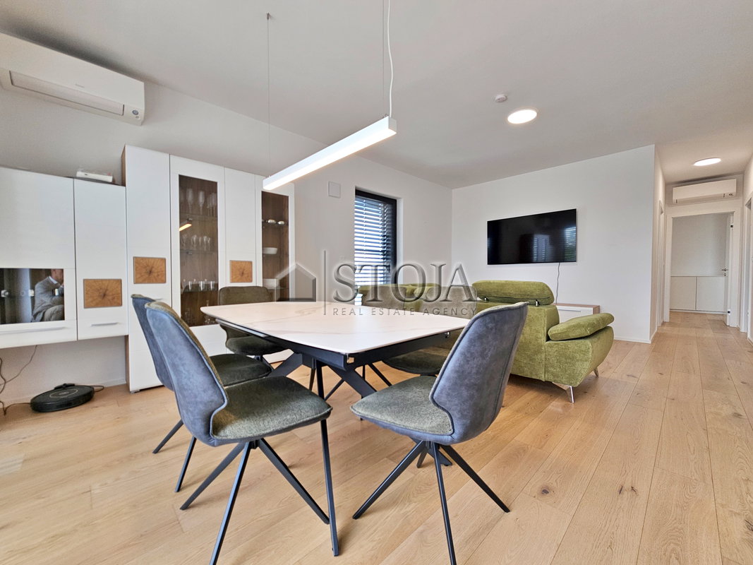 Location: Ljubljana mesto, Šiška