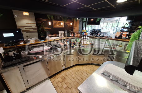 Lokacija: Ljubljana mesto, Šiška, Dravlje