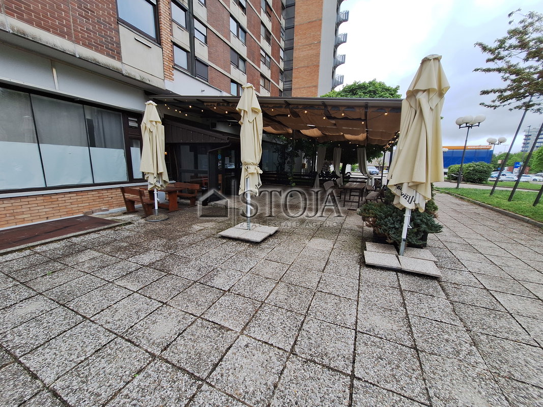 Lokacija: Ljubljana mesto, Šiška, Dravlje