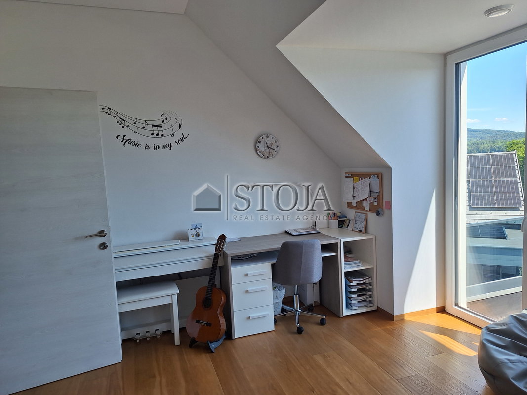 Location: Ljubljana okolica, Grosuplje