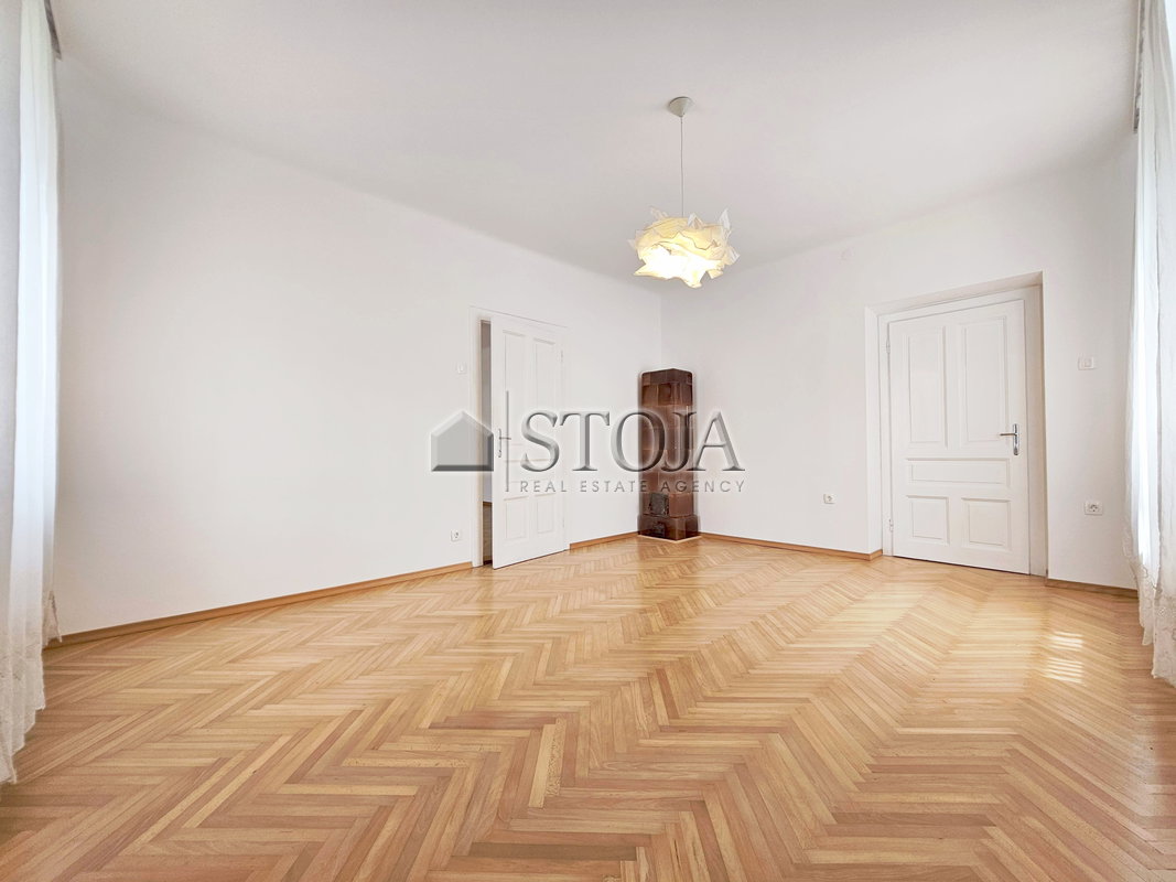 Lokacija: Ljubljana mesto, Šiška, Tacen