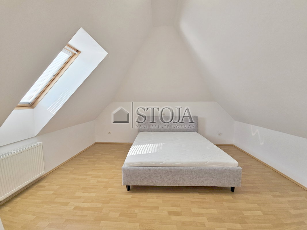 Lokacija: Ljubljana mesto, Šiška, Sp. Šiška