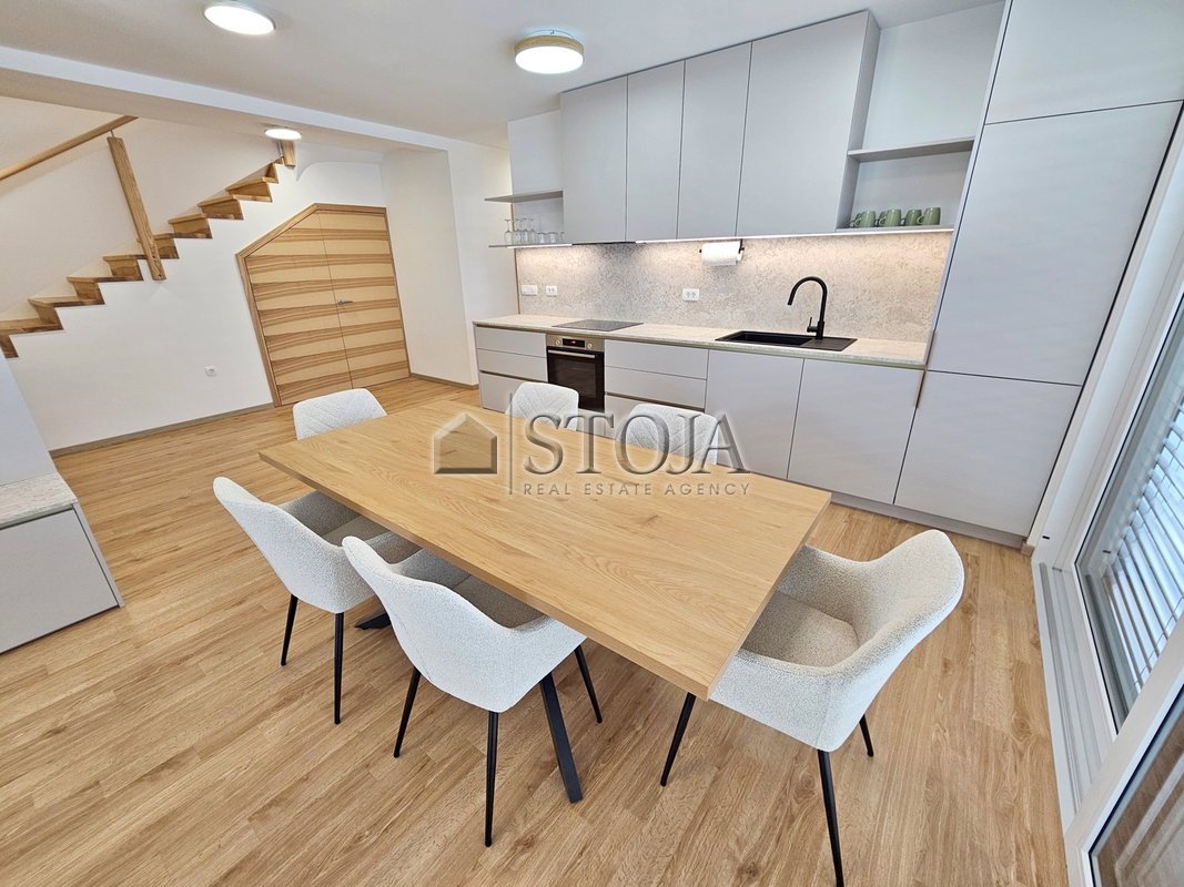 Lokacija: Ljubljana mesto, Šiška, Vižmarje