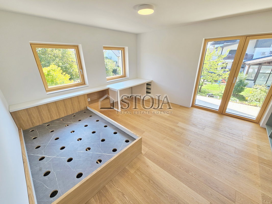 Lokacija: Ljubljana mesto, Šiška