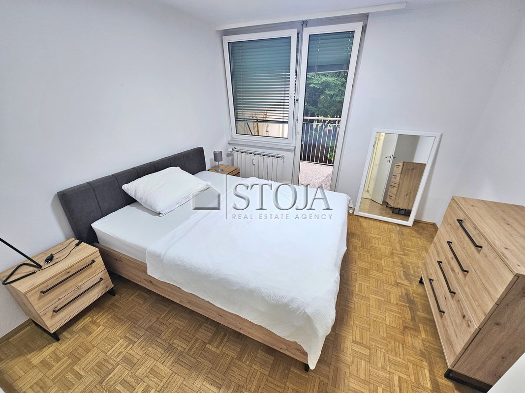 Lokacija: Ljubljana mesto, Bežigrad, Bežigrad