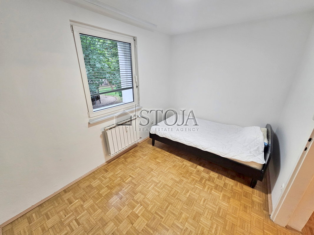 Lokacija: Ljubljana mesto, Bežigrad, Bežigrad