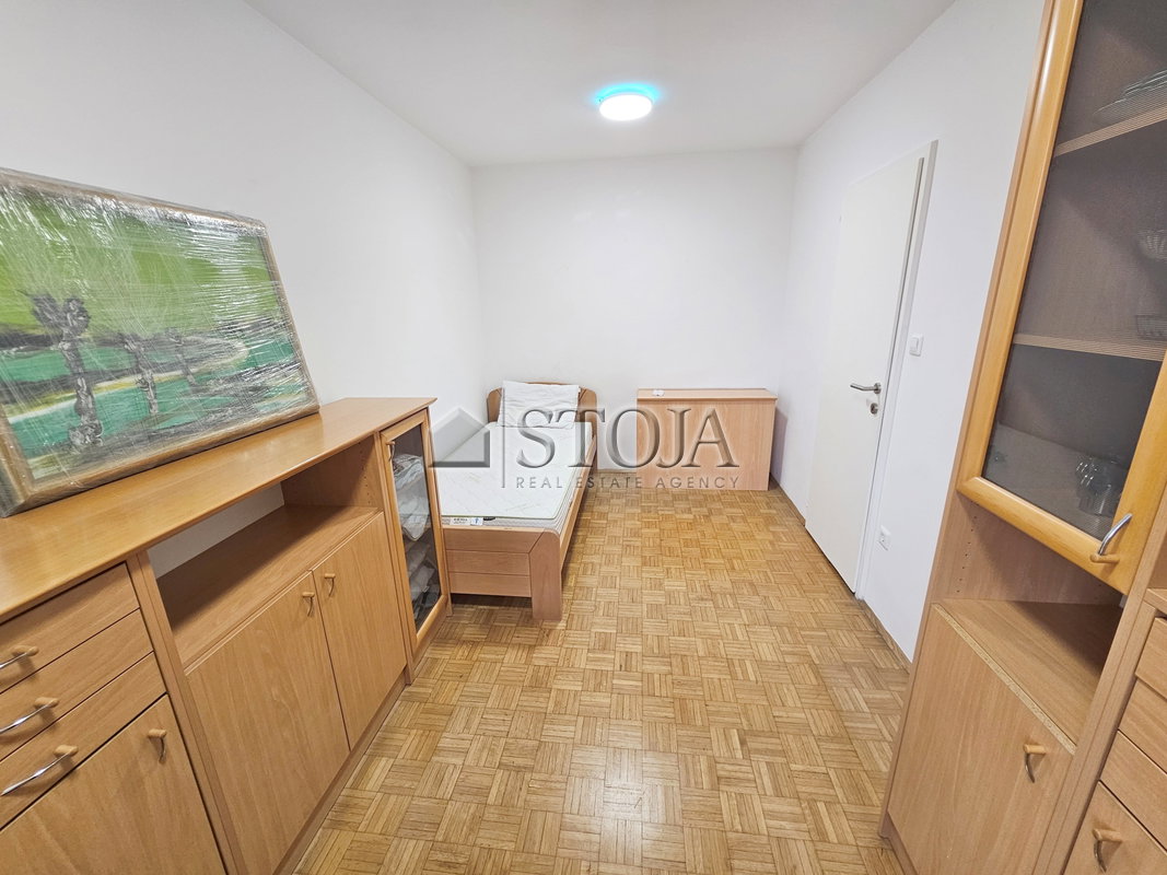 Lokacija: Ljubljana mesto, Bežigrad, Bežigrad