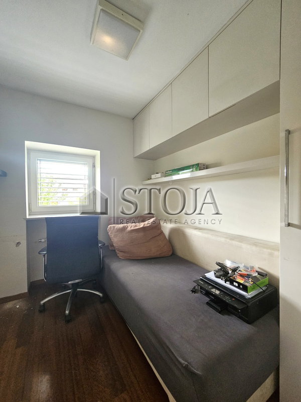 Lokacija: Ljubljana mesto, Šiška, Vižmarje