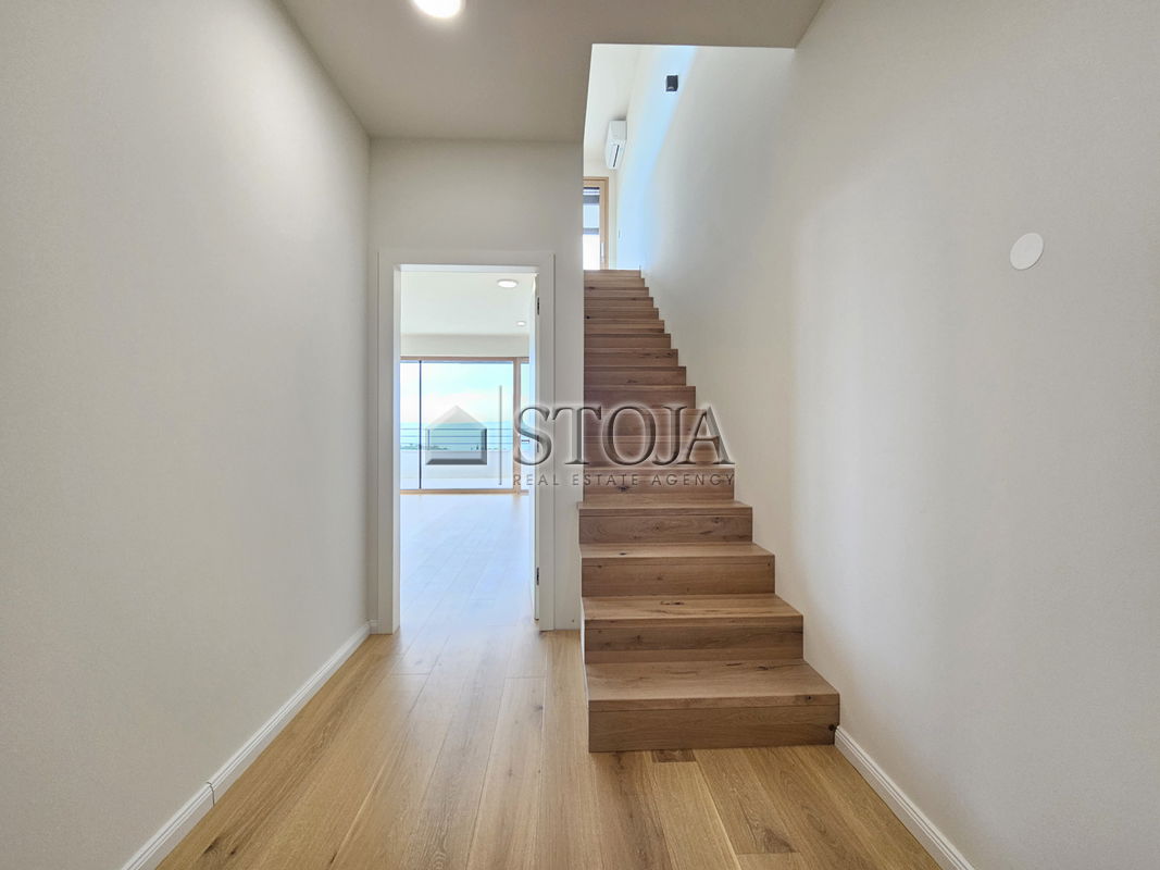 Location: , Crikvenica