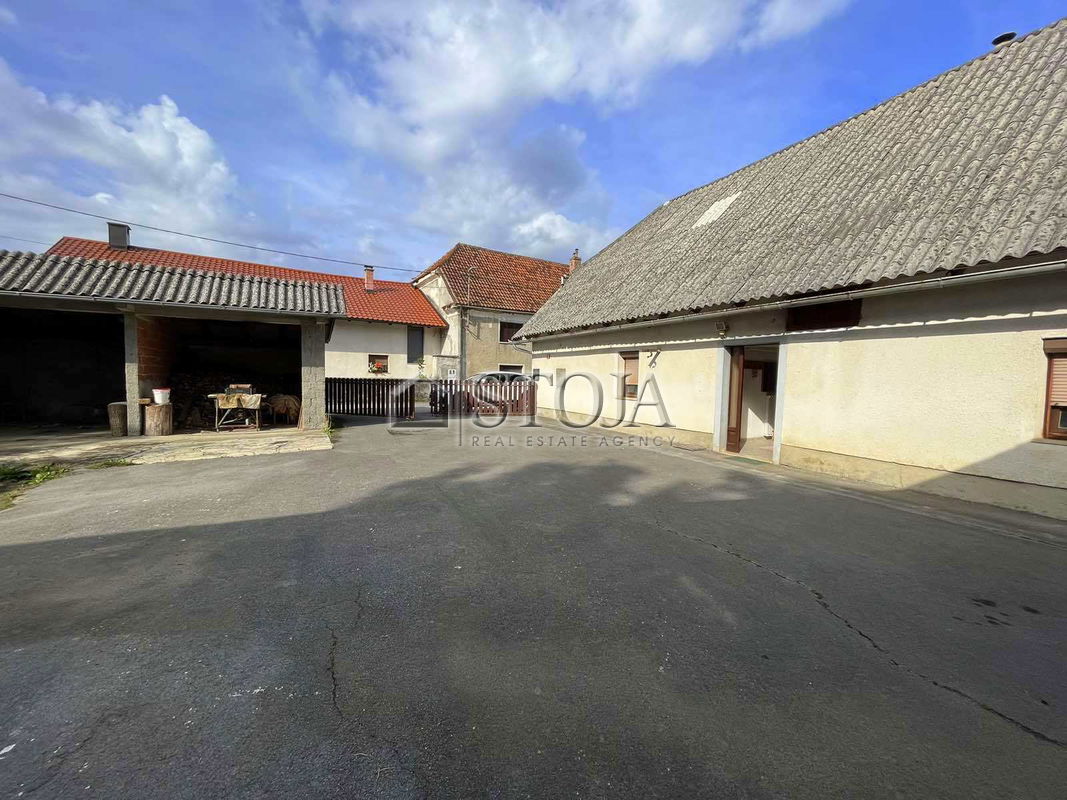 Location: Notranjsko - Kraška, Postojna