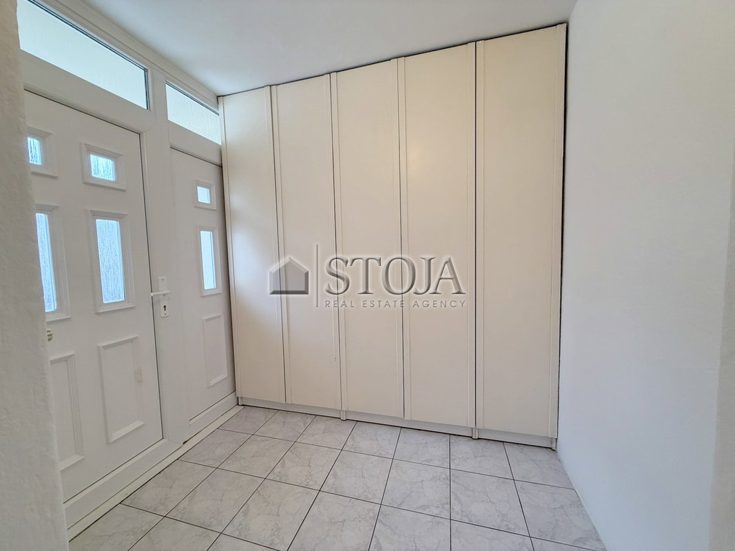 Lokacija: Ljubljana mesto, Moste-Polje, Moste