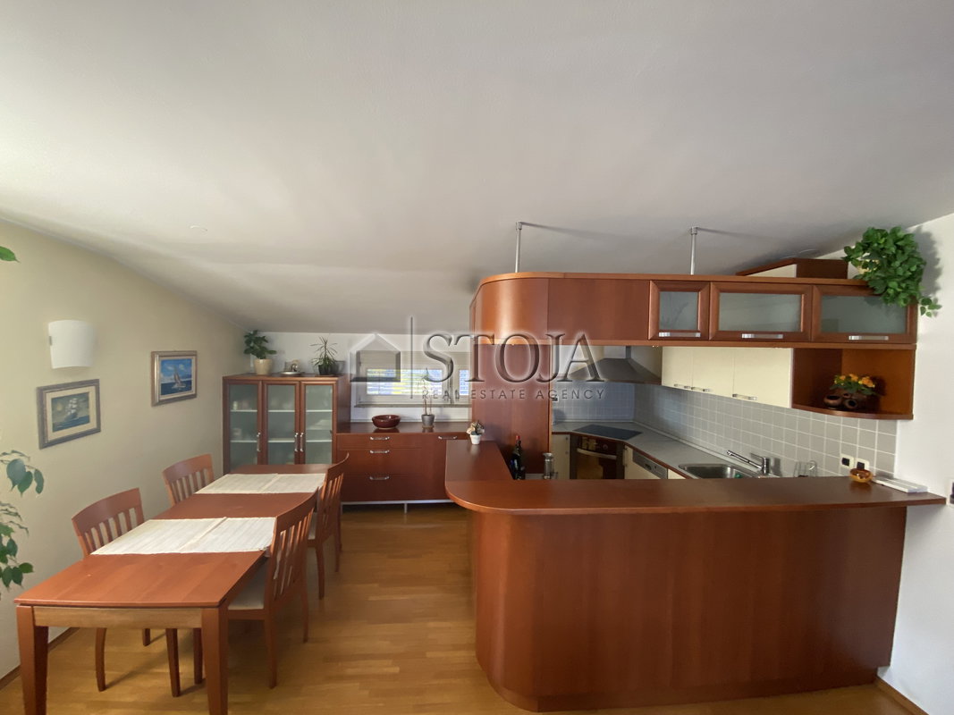 Location: Ljubljana mesto, Šiška