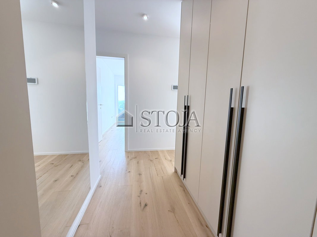 Location: Ljubljana City, Bežigrad, Ježica