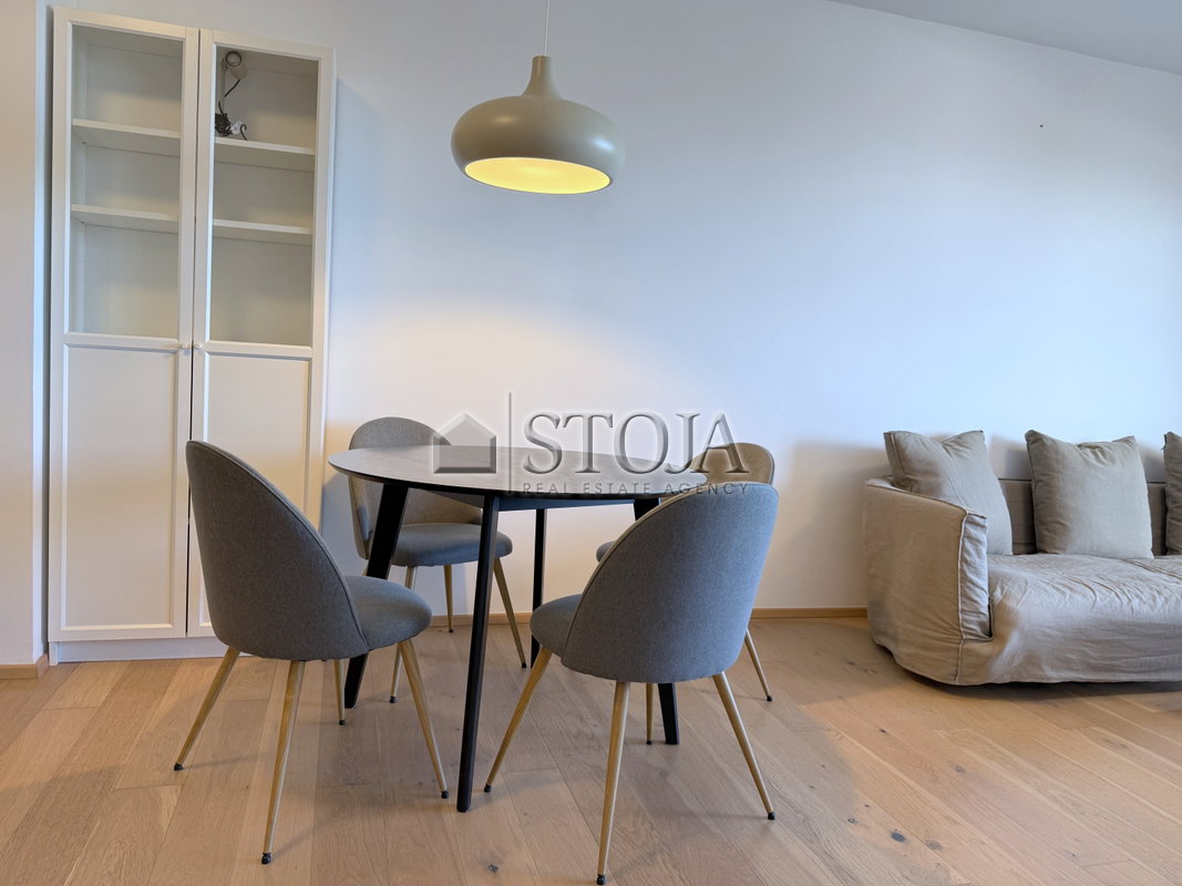 Lokacija: Ljubljana mesto, Šiška, Zg. Šiška