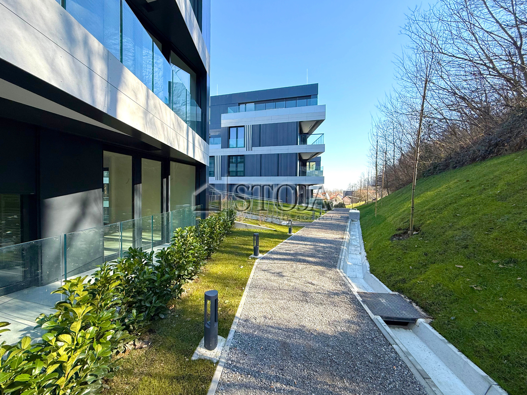 Lokacija: Ljubljana mesto, Center, Center