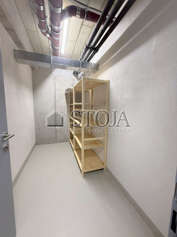 Lokacija: Ljubljana okolica, Grosuplje, Brezje pri Grosupljem
