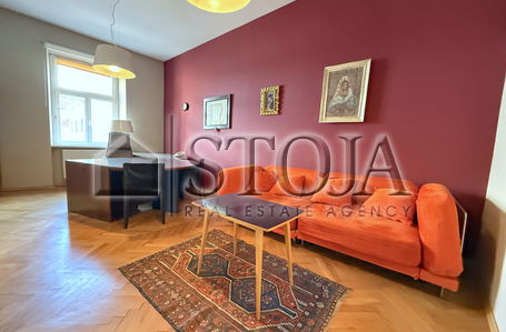 Location: Ljubljana mesto, Center, Stara Ljubljana