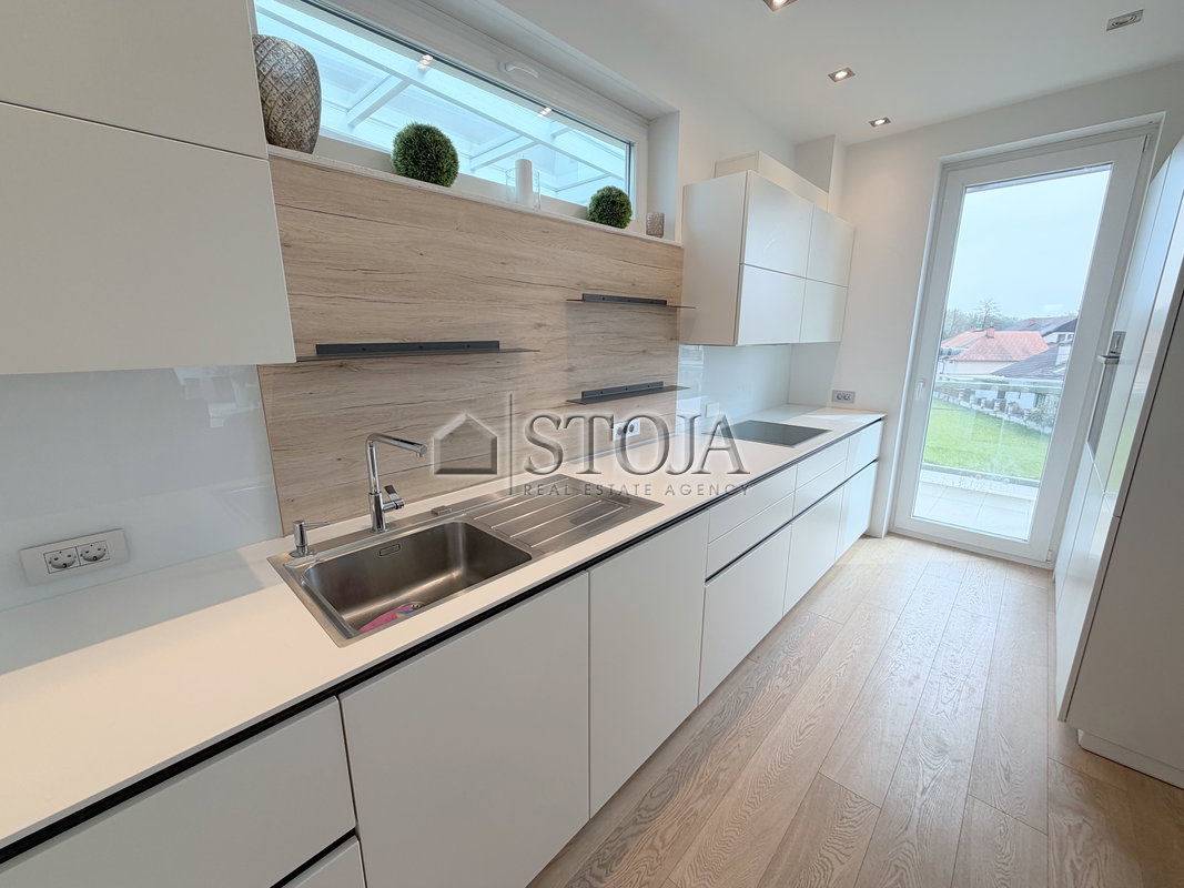 Lokacija: Ljubljana okolica, Brezovica, Brezovica pri Ljubljani