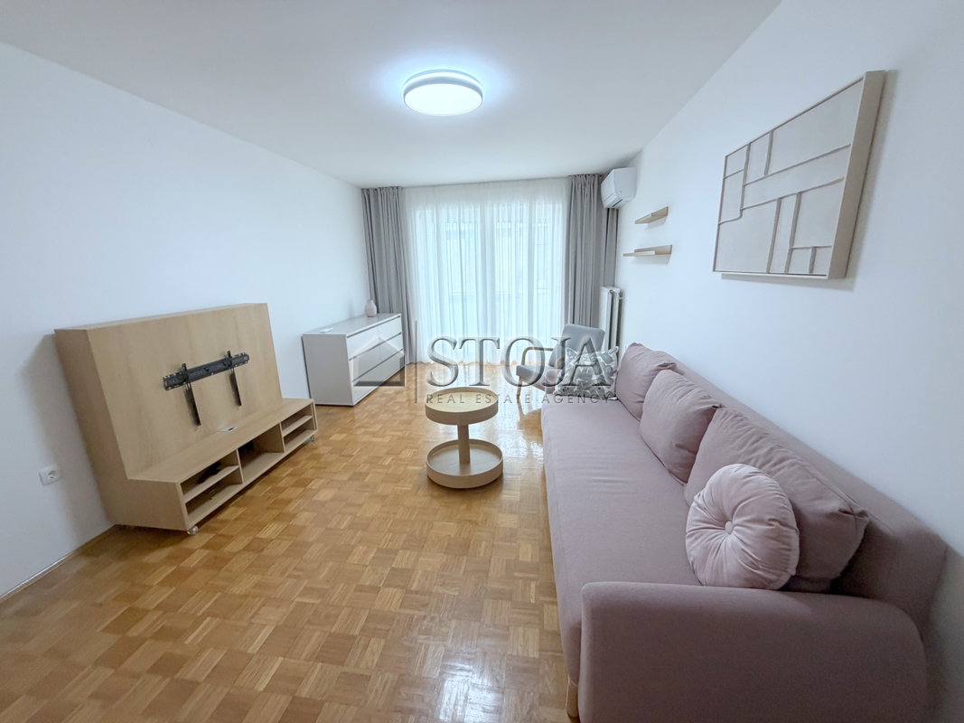 Lokacija: Ljubljana mesto, Bežigrad, Zupančičeva jama