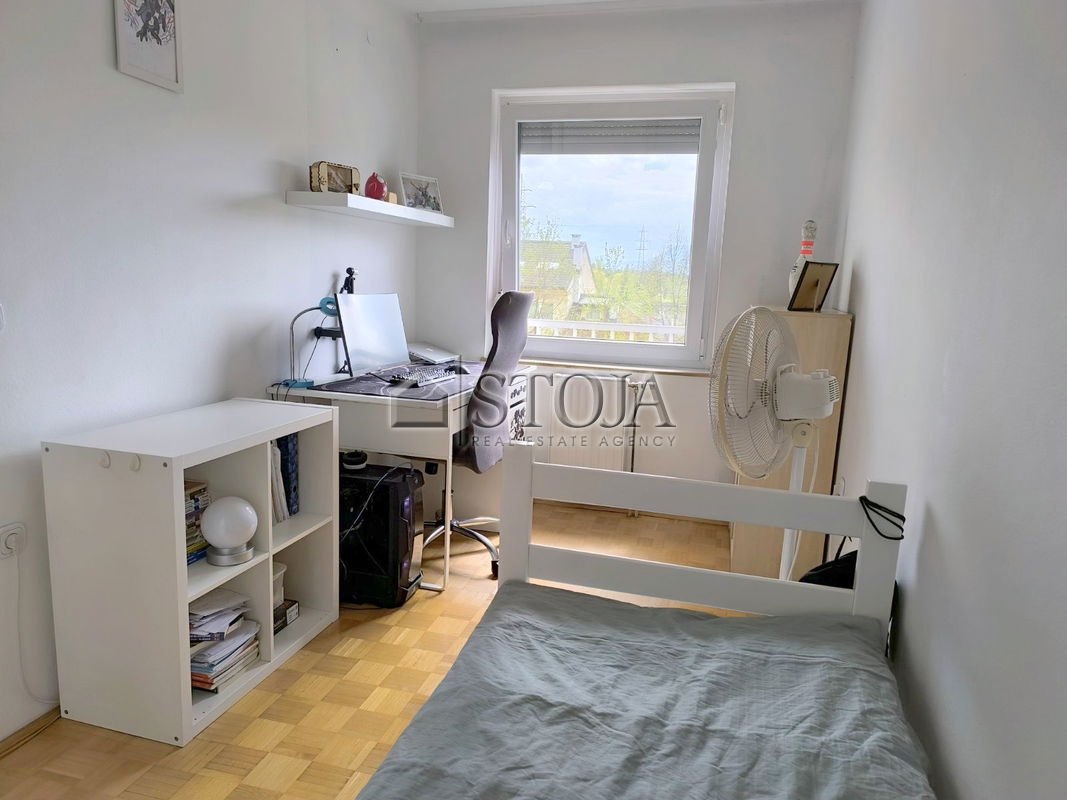 Location: Ljubljana City, Šiška, Podutik