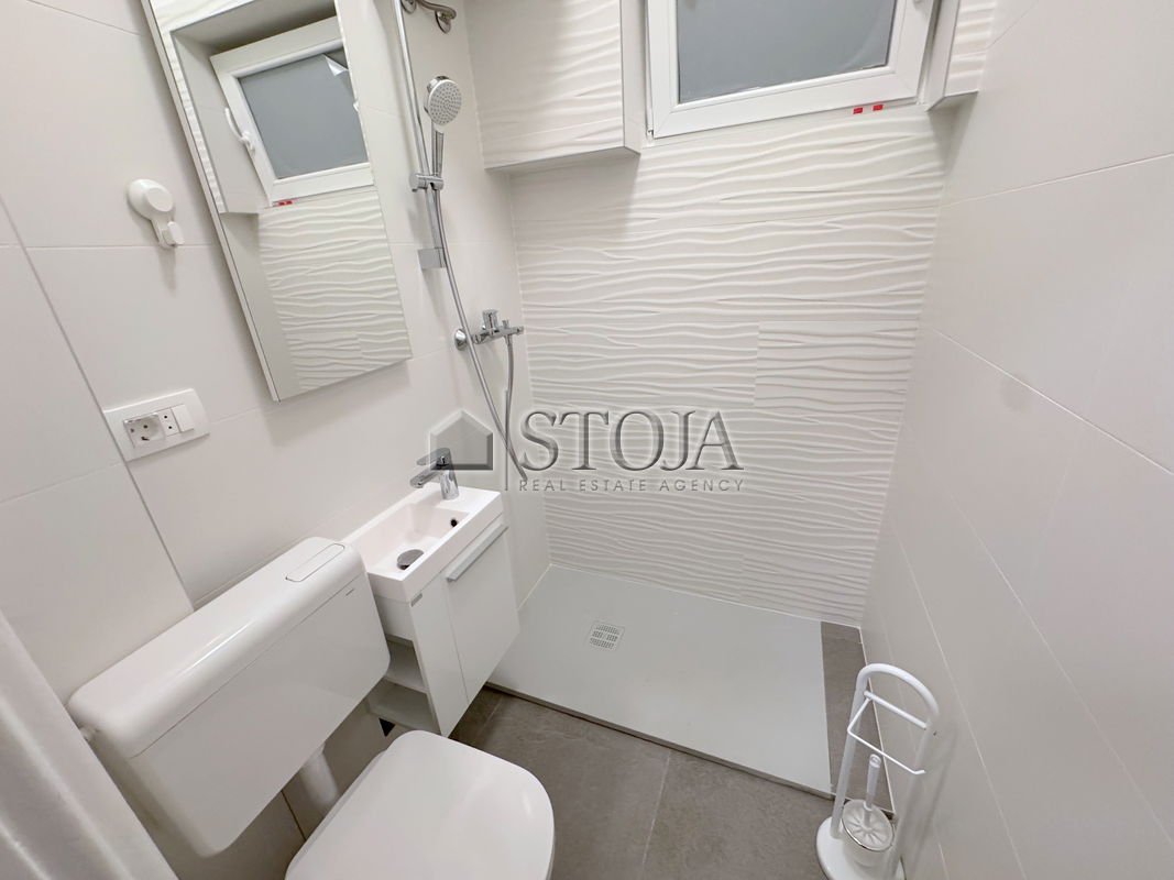 Lokacija: Ljubljana mesto, Center, Center