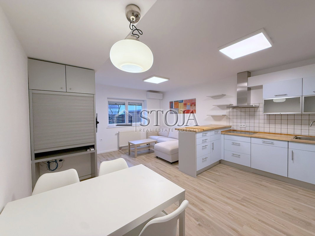 Lokacija: Ljubljana mesto, Vič-Rudnik, Rudnik