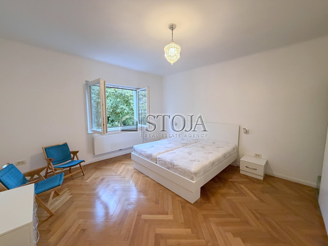 Lokacija: Ljubljana mesto, Center, Center