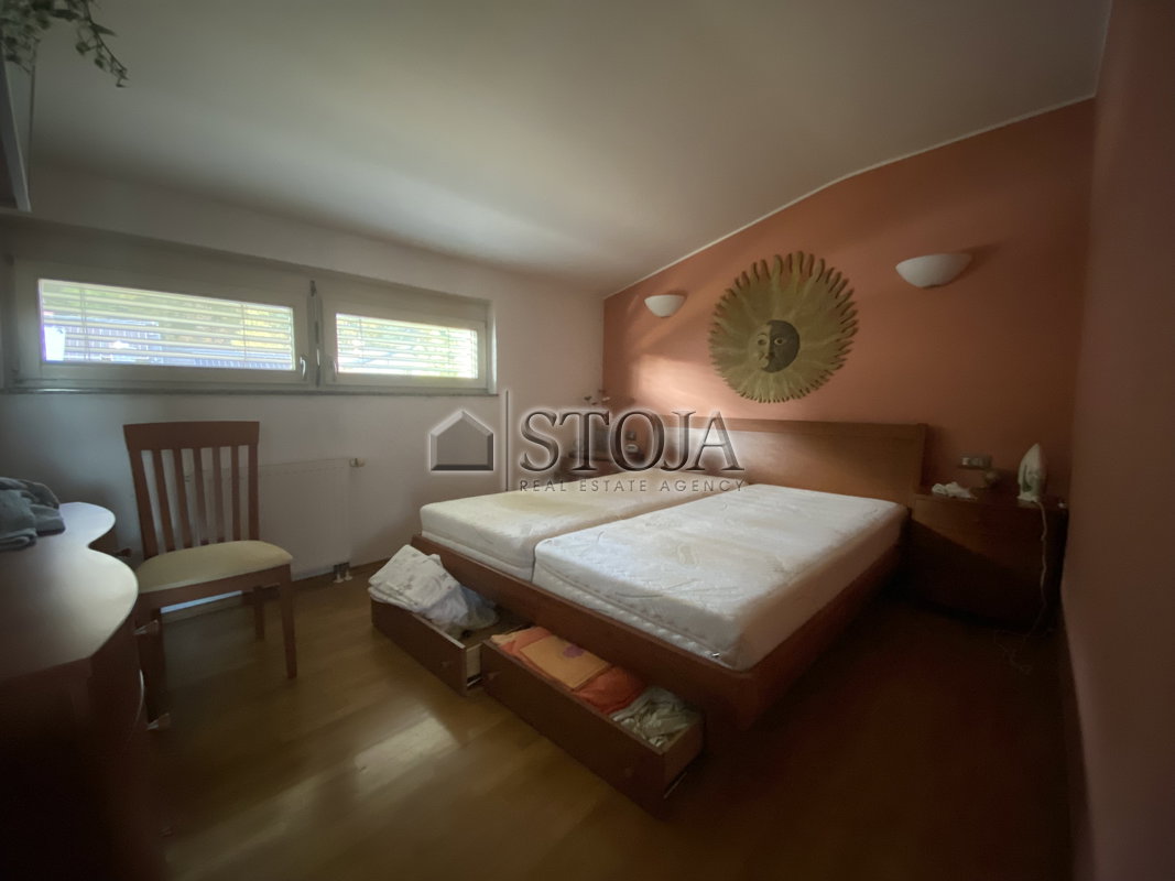 Location: Ljubljana mesto, Šiška