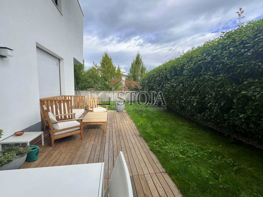 Location: Ljubljana mesto, Vič-Rudnik, Rožna dolina