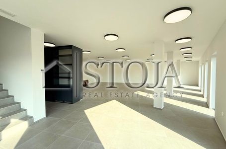 Location: Ljubljana okolica, Grosuplje, Grosuplje