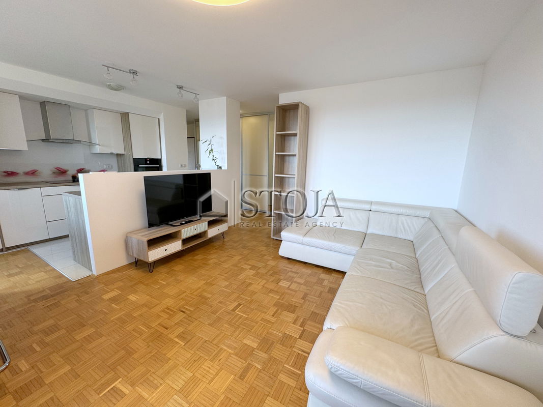 Location: Ljubljana City, Bežigrad, Bežigrad