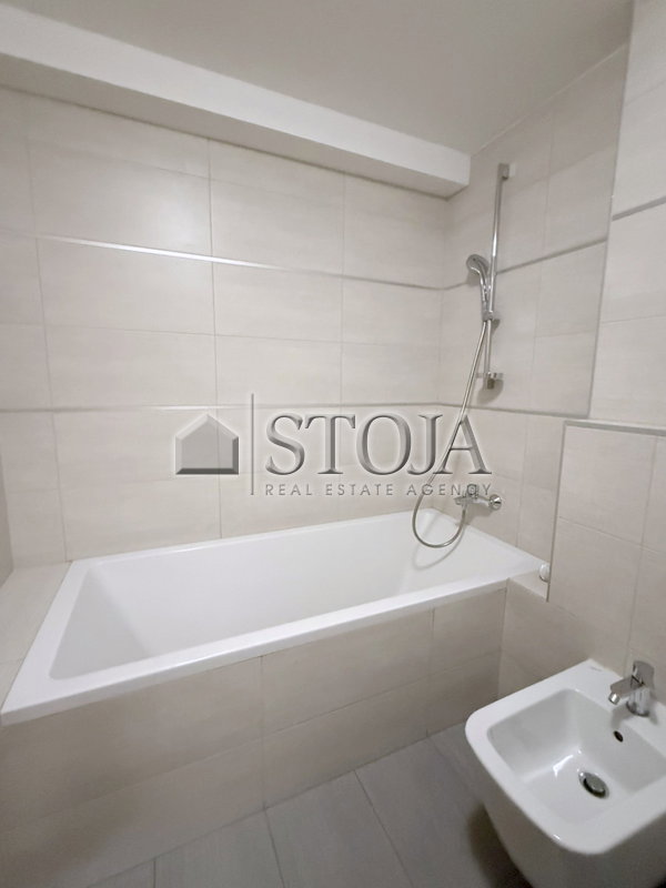 Location: Ljubljana mesto, Moste-Polje, Polje