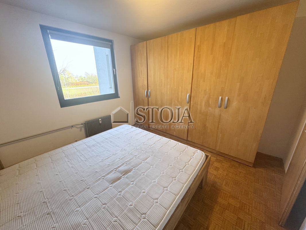 Lokacija: Ljubljana mesto, Moste-Polje, Jarše