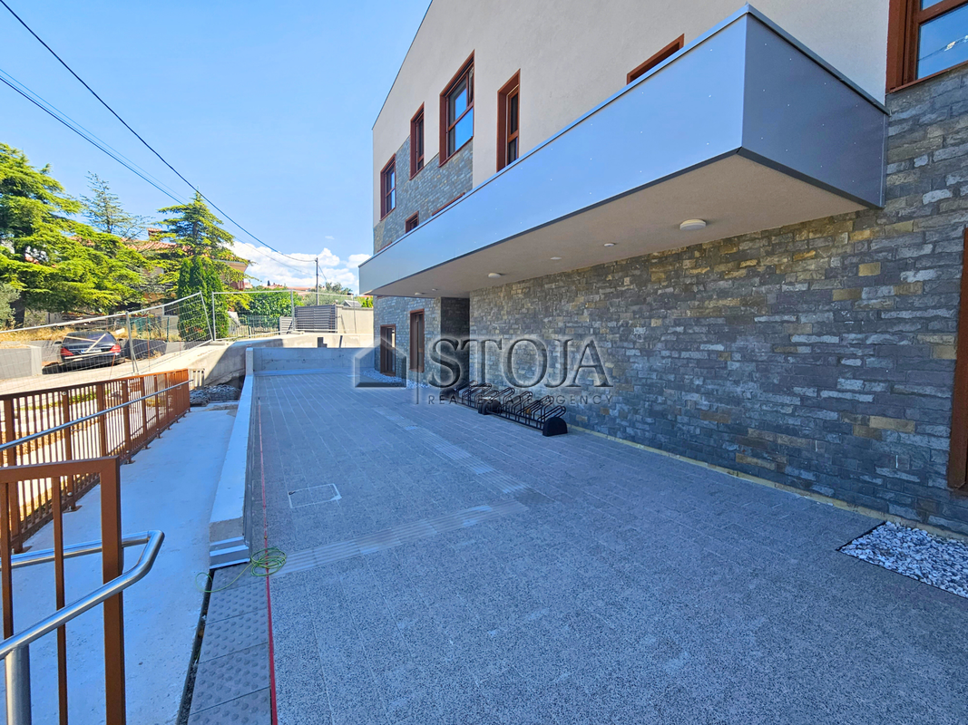 Lokacija: Obalno - kraška, Koper, Šmarje