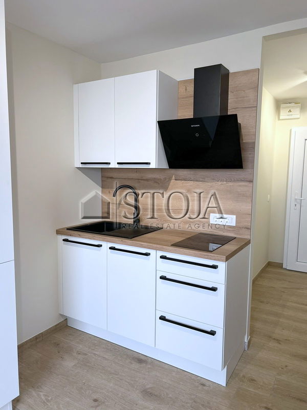 Location: Ljubljana City, Šiška, Šentvid