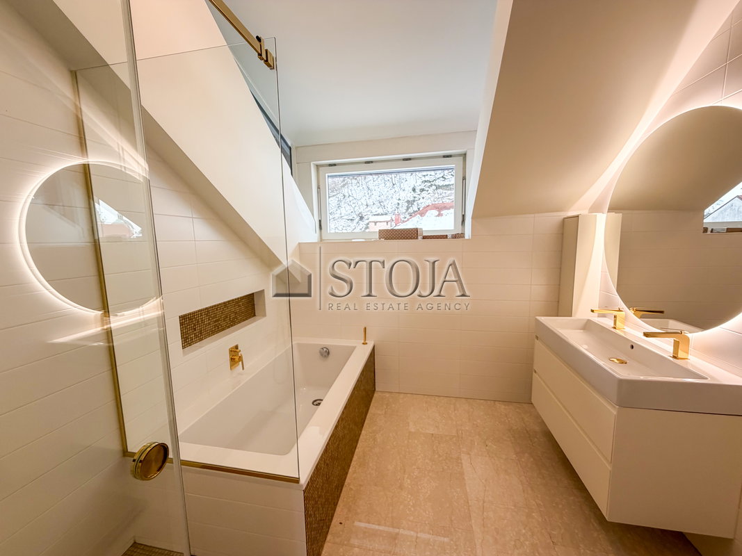 Location: Ljubljana mesto, Center, Stara Ljubljana