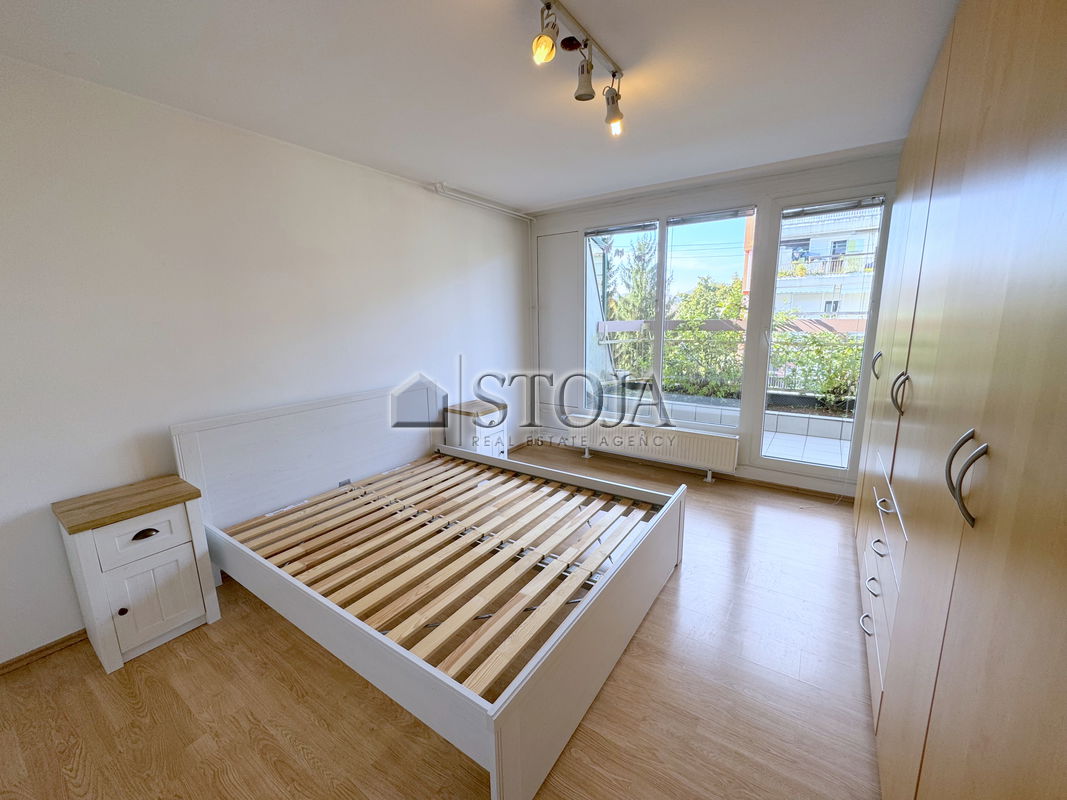 Lokacija: Ljubljana mesto, Šiška, Koseze