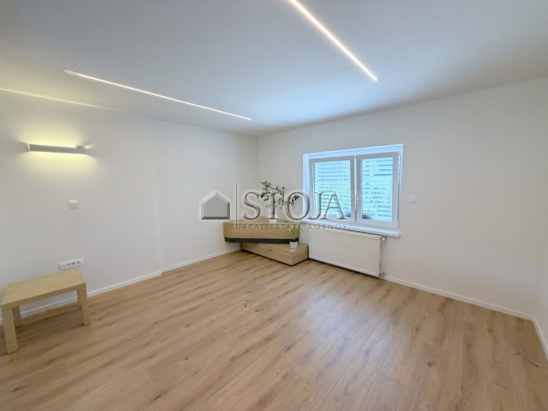 Location: Ljubljana okolica, Grosuplje, Šmarje - Sap