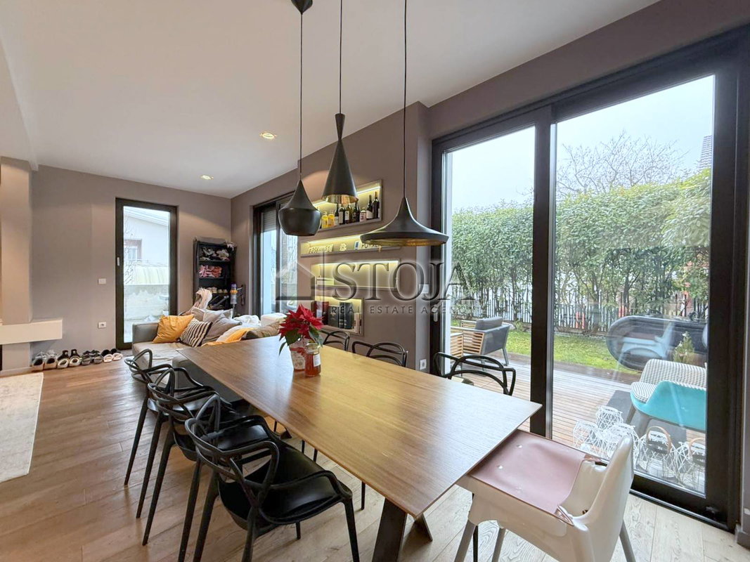 Location: Ljubljana mesto, Vič-Rudnik, Rožna dolina