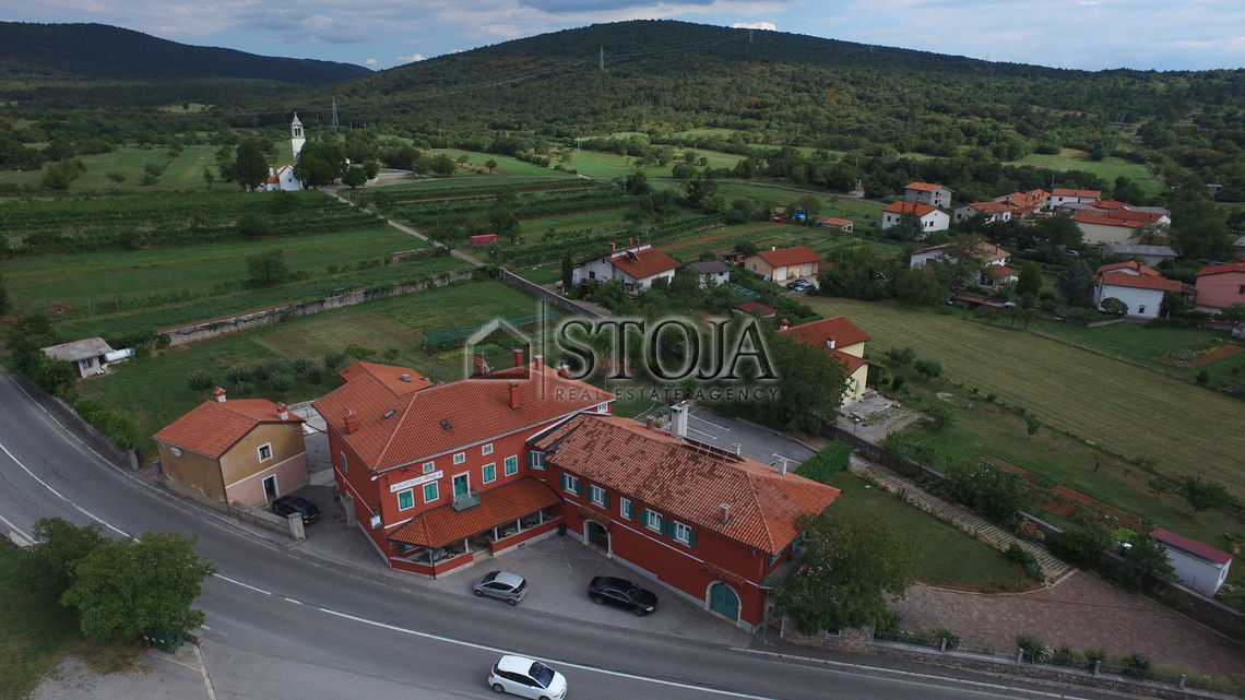 Location: Coastal-Karst, Sežana, Štorje