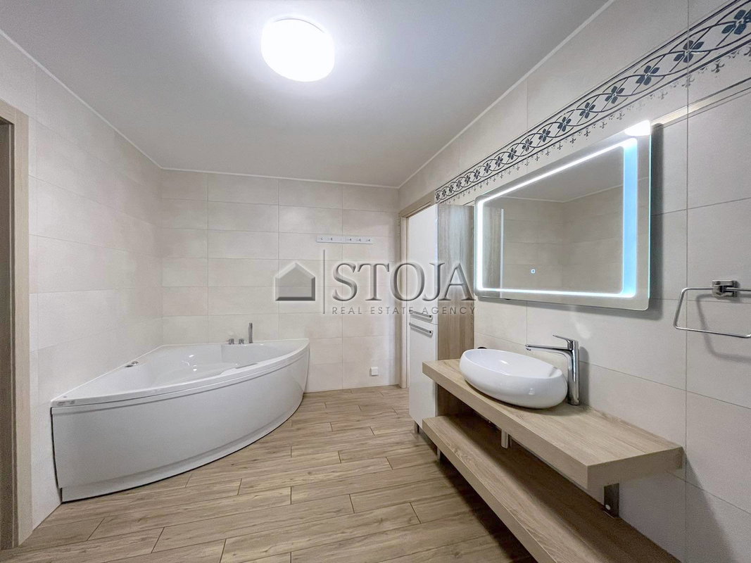 Location: Ljubljana Surroundings, Škofljica, Smrjene