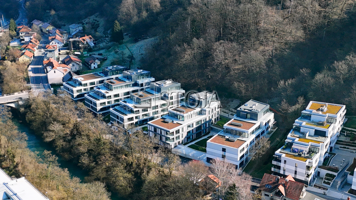 Lokacija: Ljubljana mesto, Center, Center
