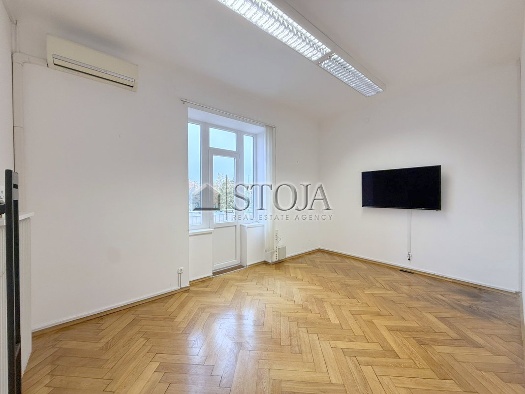Lokacija: Ljubljana mesto, Vič-Rudnik, Vič
