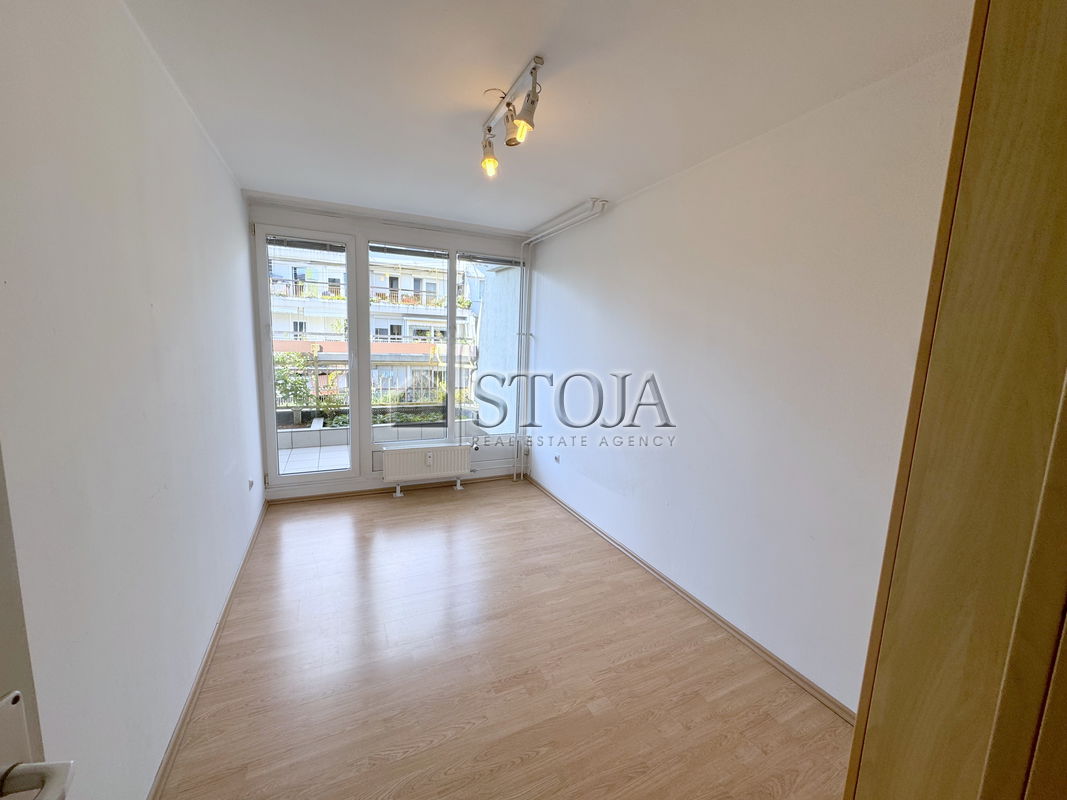 Lokacija: Ljubljana mesto, Šiška, Koseze