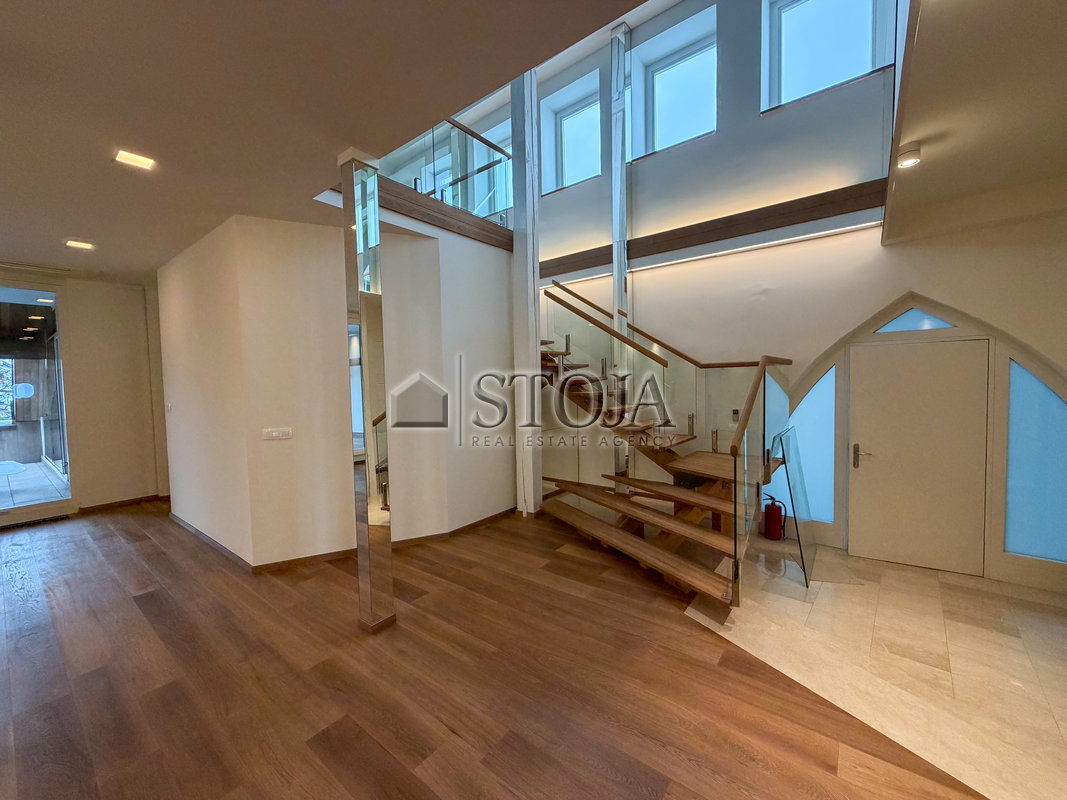 Location: Ljubljana mesto, Center, Stara Ljubljana