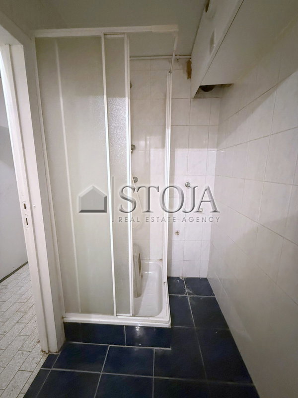 Location: Ljubljana mesto, Center, Center