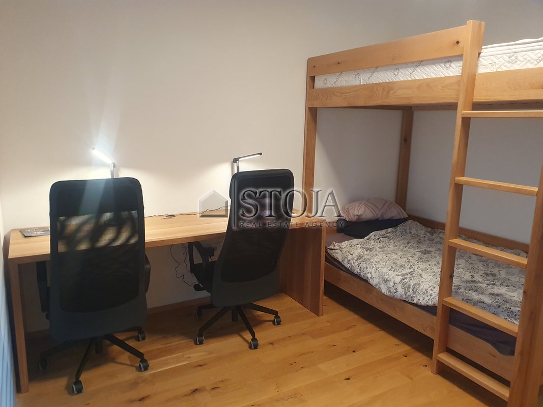 Lokacija: Ljubljana mesto, Šiška, Koseze