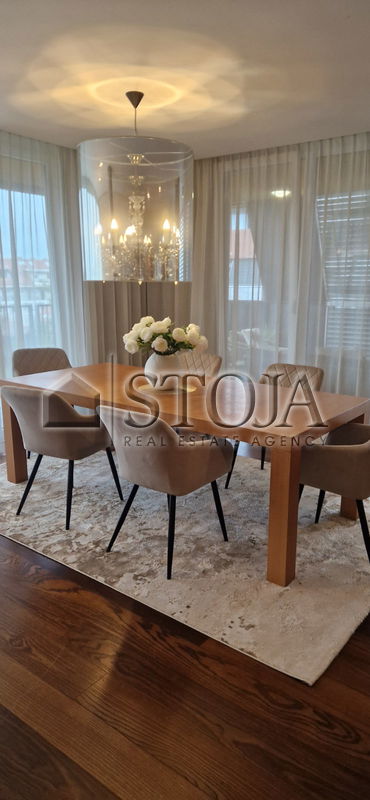 Lokacija: Ljubljana mesto, Center, Center