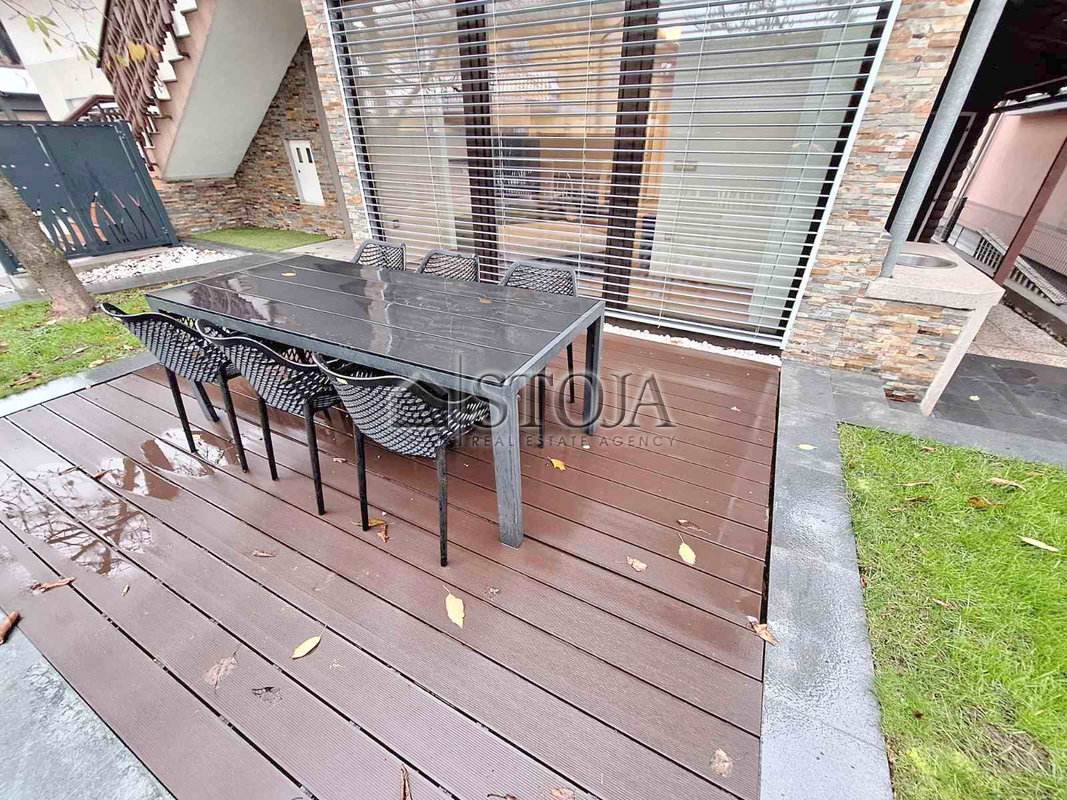 Lokacija: Ljubljana mesto, Vič-Rudnik, Galjevica