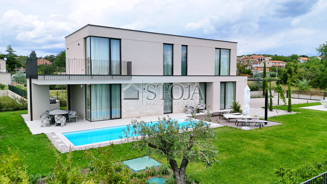 Location: , Kaštelir